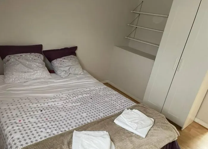 Charmante Maison De Pecheur Dans Le Golfe Du Morbihan